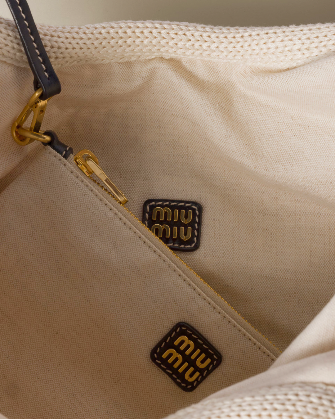 Miu Miu Ivy Raffia-effect tote bag